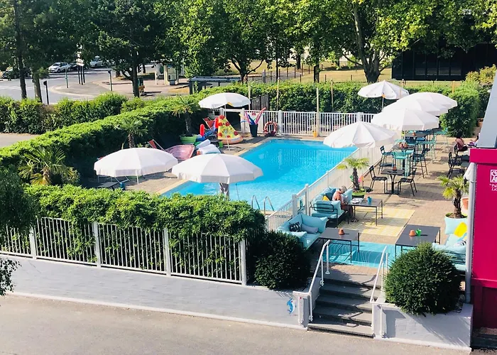 Hotels With Four Stars Mercure Reims Parc Des Expositions